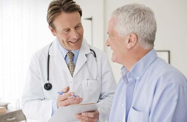 Prescrierea tratamentului medicamentos pentru prostatita este sarcina urologului